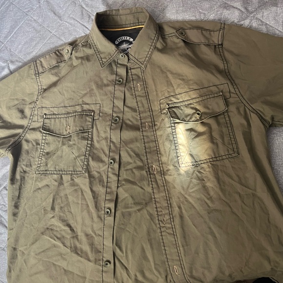 Short Sleeve Button-Up Shirt - Picture 1 of 3